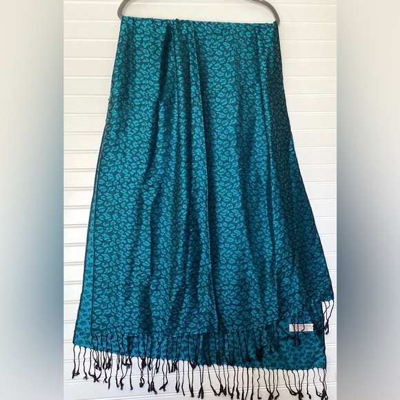 Pashmina & Silk Womens Scarf Shawl Fringed Paisley Blue Black Wrap 27" × 74" - Picture 1 of 4